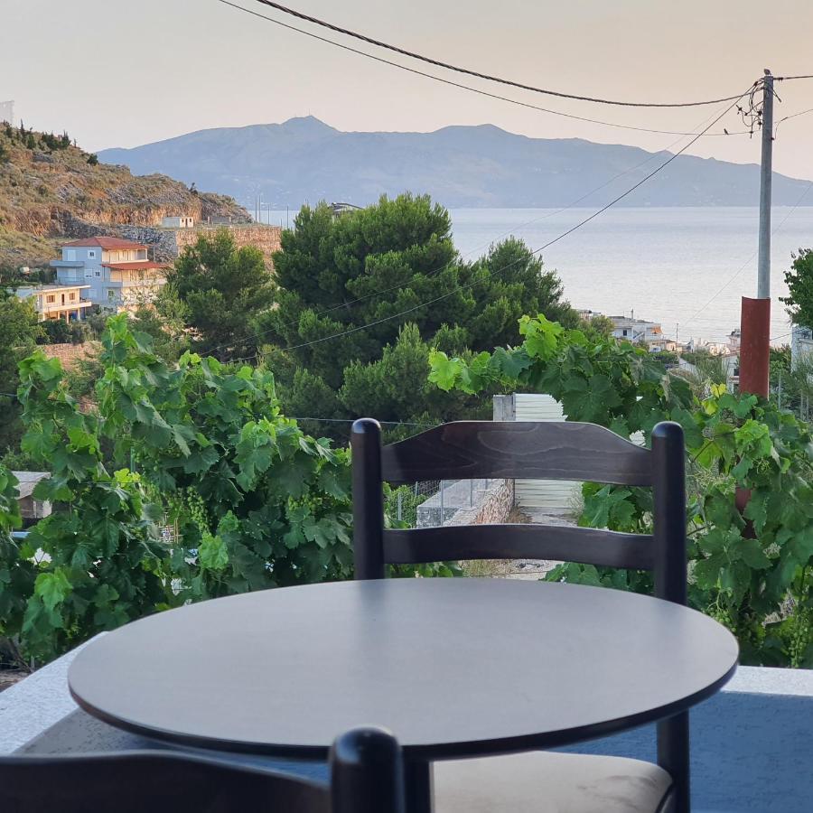 Villa Mehmeti Sarandë Exterior foto